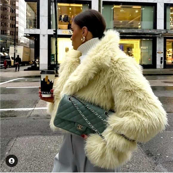 Zara Faux Fur Cropped long sleeve cream Coat with pockets